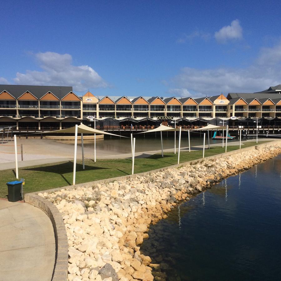 Breakwater Short Stay Mandurah Exterior foto